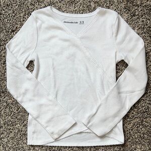 Abercrombie Kids White Long Sleeve Tee Crew Neck